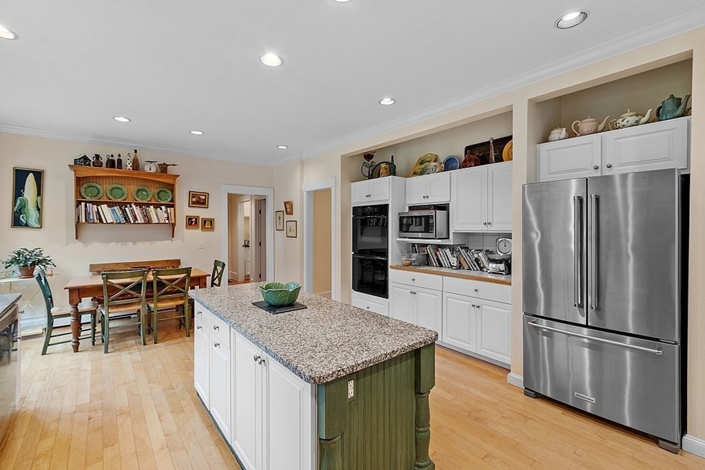 36 Carlisle Road Acton, MA 01720 - Photo 22 of 37 Gallery Image 22