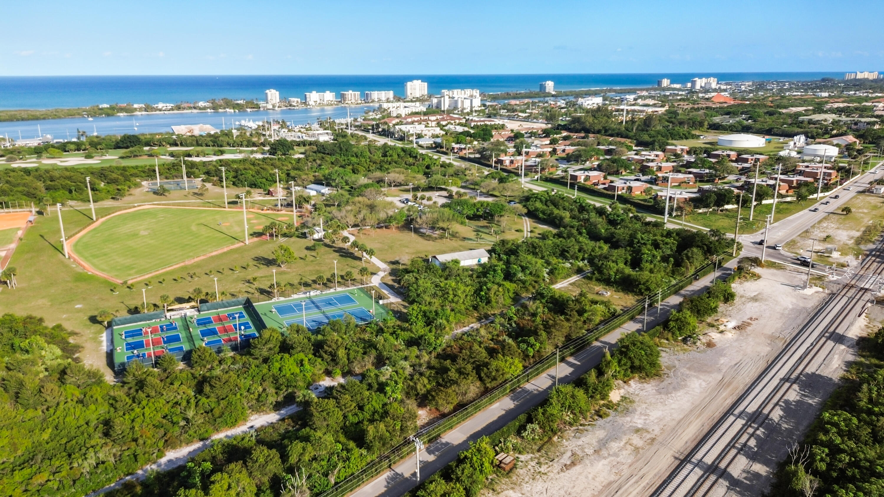3900 Southeast County Line Road, Unit 12C Tequesta, FL 33469 - Photo 30 of 32 DJI_0208