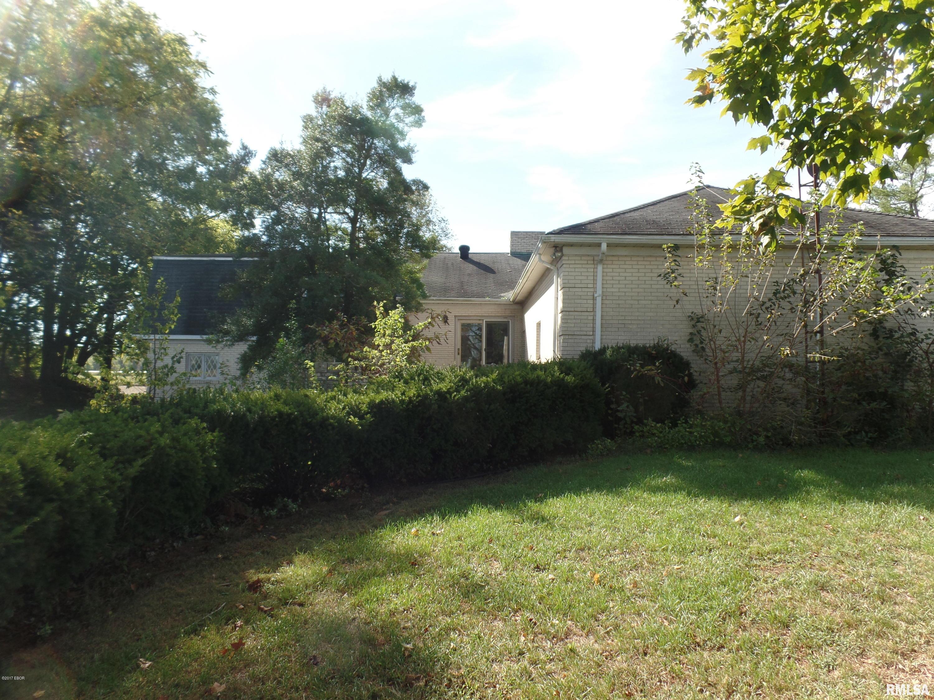 16005 Ridgway Park Road Ridgway, IL 62979 - Photo 4 of 24 Gallery Image 4