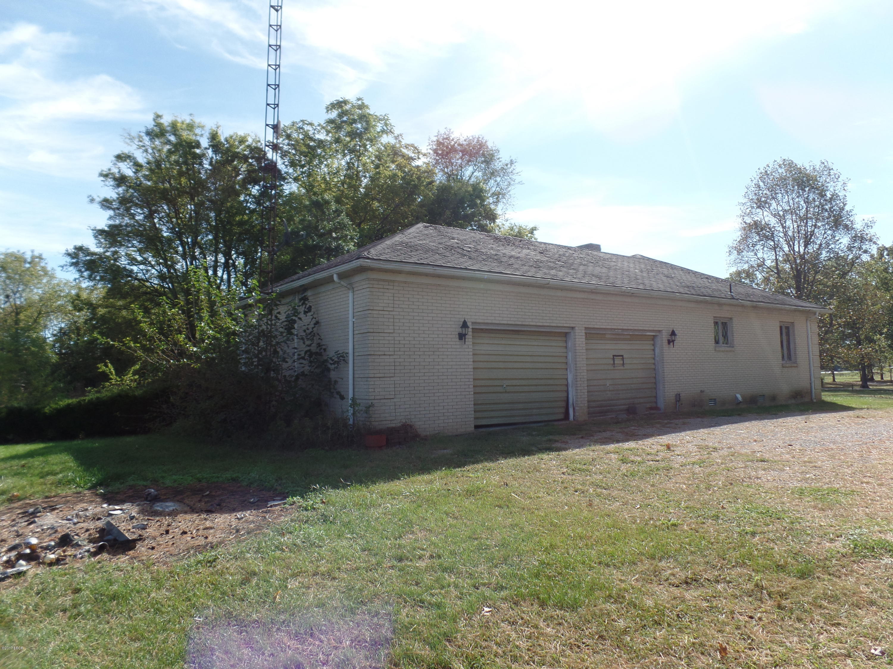16005 Ridgway Park Road Ridgway, IL 62979 - Photo 5 of 24 Gallery Image 5