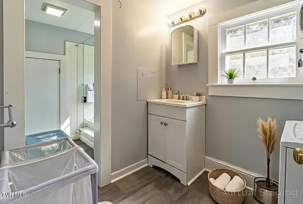 $349,900 | 30172 Hillman Highway, Meadowview, VA 24361