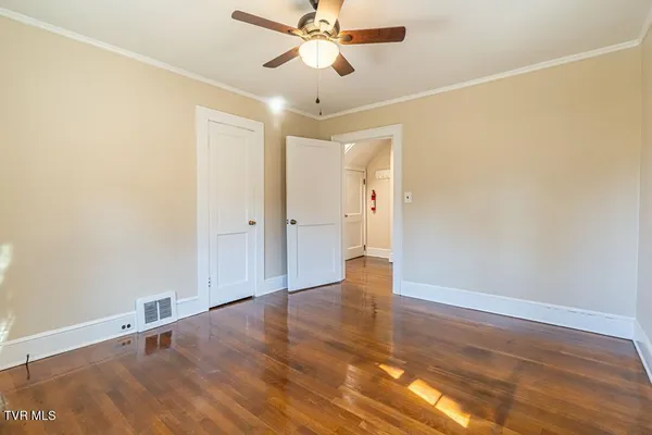 $329,900 | 30172 Hillman Highway, Meadowview, VA 24361