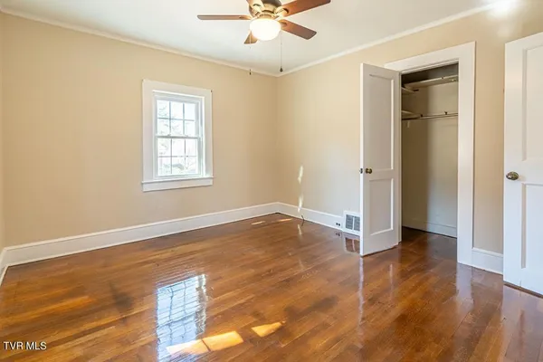 $329,900 | 30172 Hillman Highway, Meadowview, VA 24361