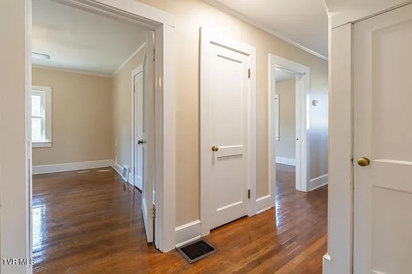 $349,900 | 30172 Hillman Highway, Meadowview, VA 24361