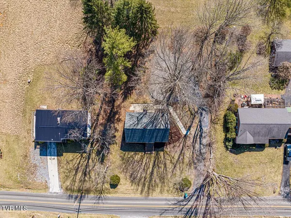 $349,900 | 30172 Hillman Highway, Meadowview, VA 24361