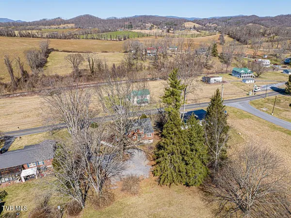 $349,900 | 30172 Hillman Highway, Meadowview, VA 24361