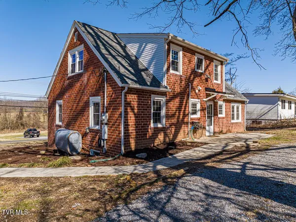 $349,900 | 30172 Hillman Highway, Meadowview, VA 24361