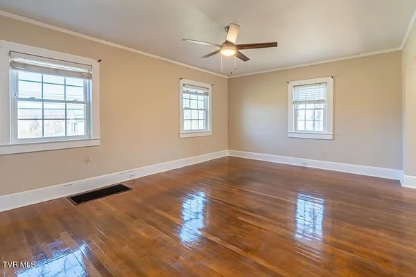 $329,900 | 30172 Hillman Highway, Meadowview, VA 24361