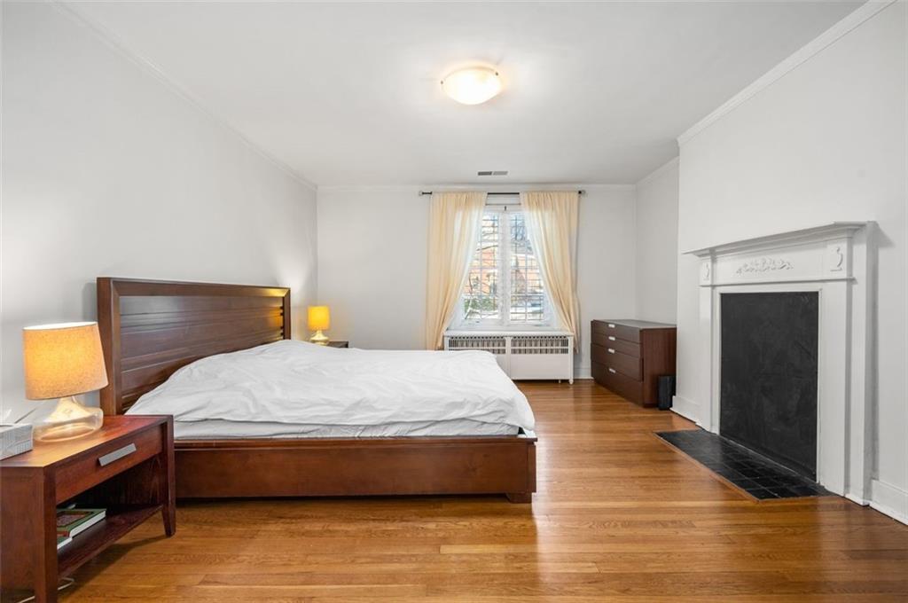 5454 Kipling Road Pittsburgh, PA 15217 - Photo 14 of 25 Gallery Image 14