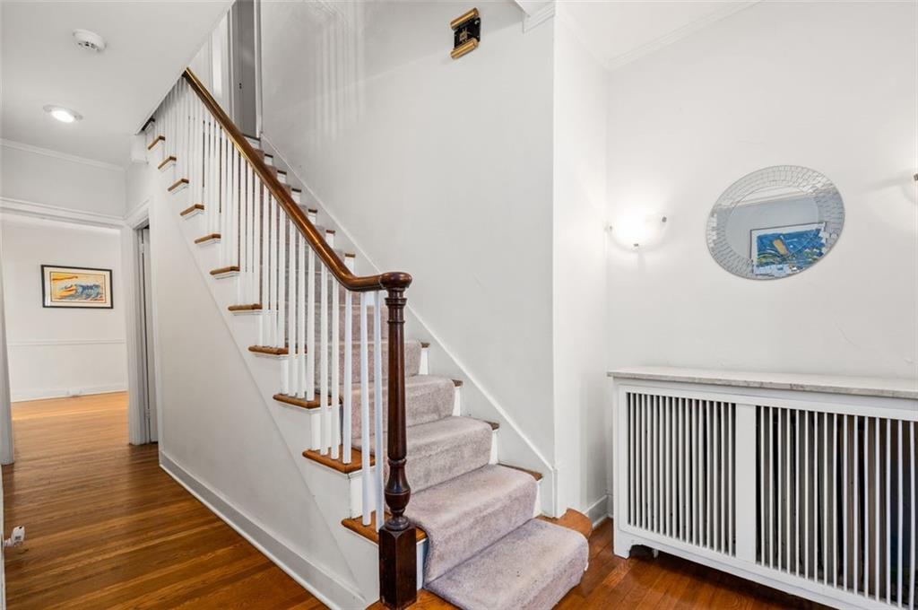 5454 Kipling Road Pittsburgh, PA 15217 - Photo 5 of 25 Gallery Image 5
