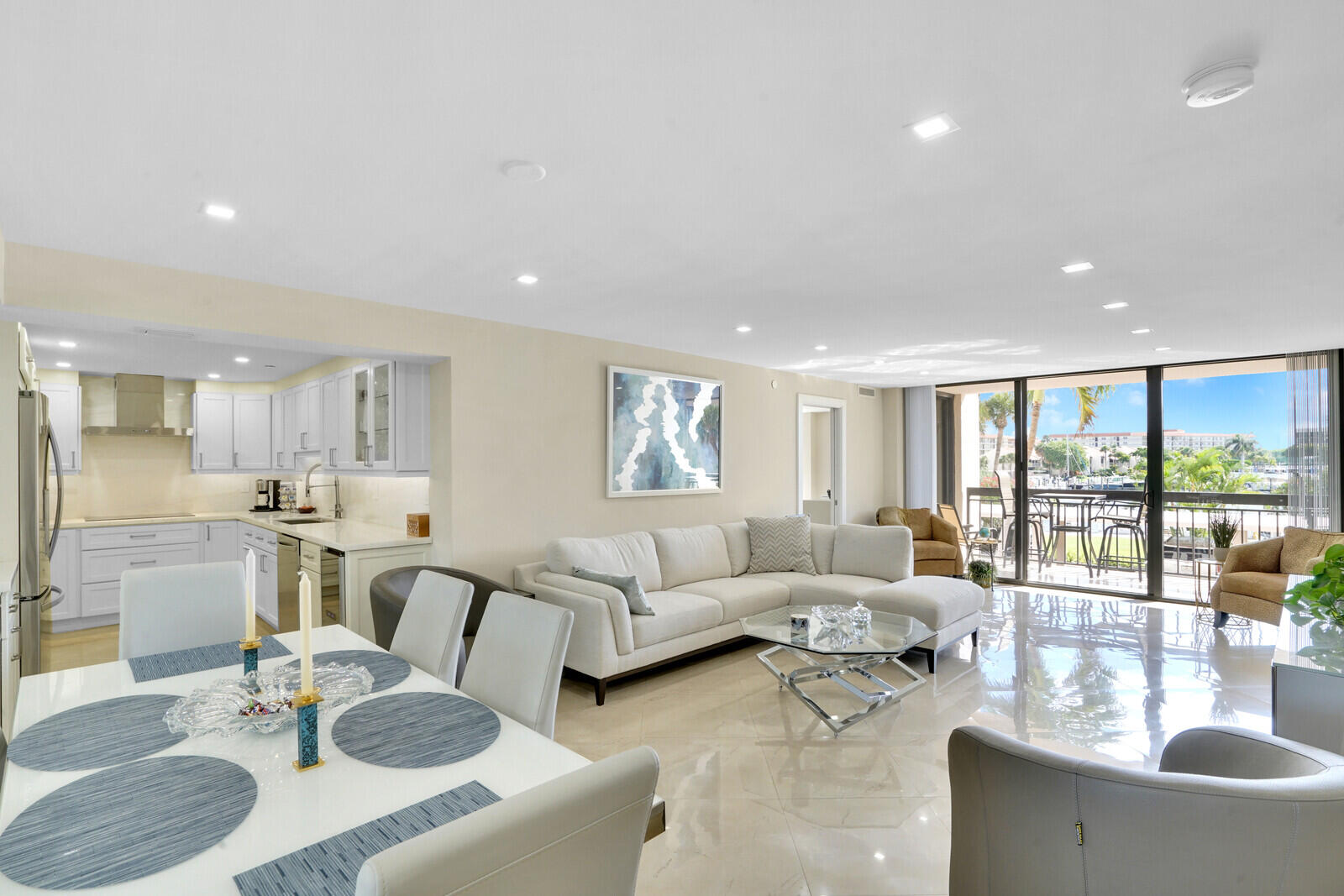 2697 North Ocean Boulevard, Unit F205 Boca Raton, FL 33431 - Photo 13 of 73 Living/Dining