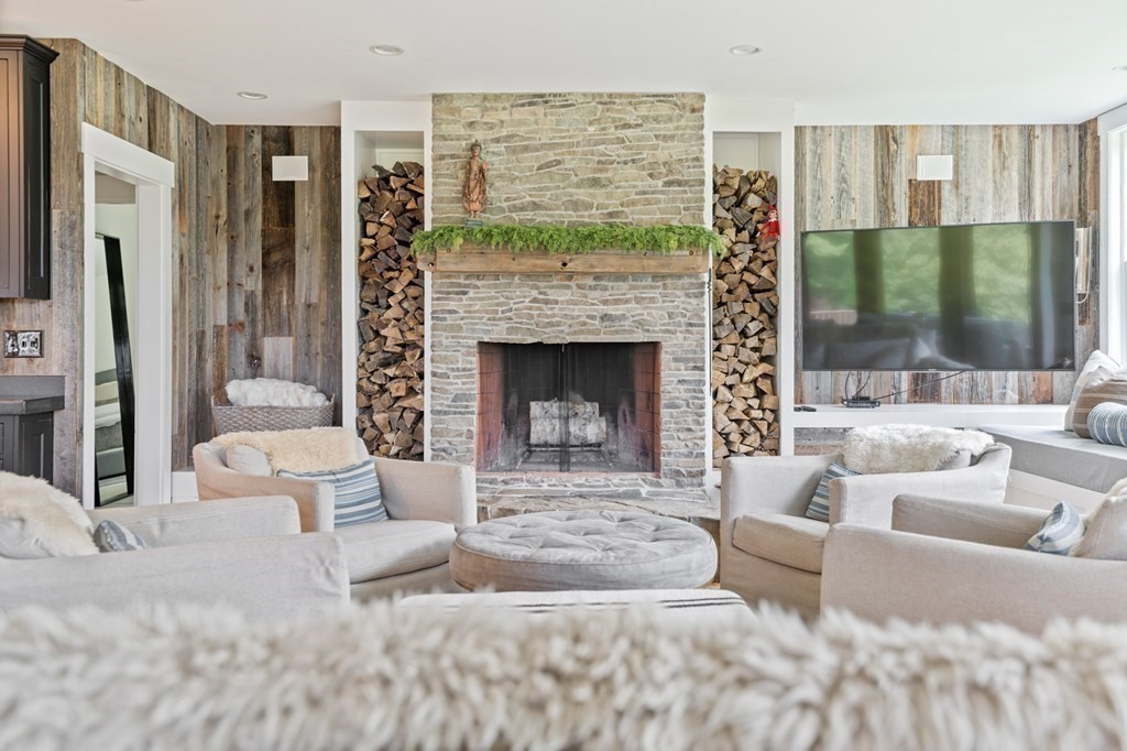 36 Prospect Street Sherborn, MA 01770 - Photo 18 of 42