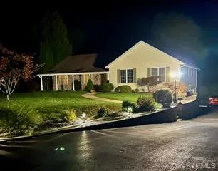 $649,000 | 16 Carol Anns Way, Saugerties, NY 12477