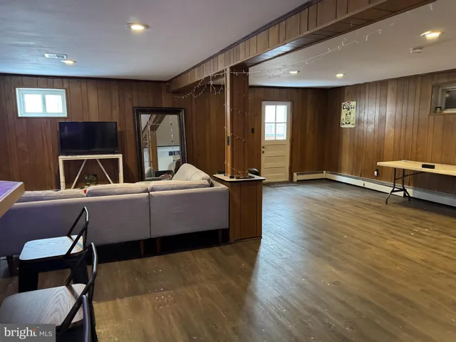 $3,500 | 1708 North Roosevelt Street, Arlington, VA 22205