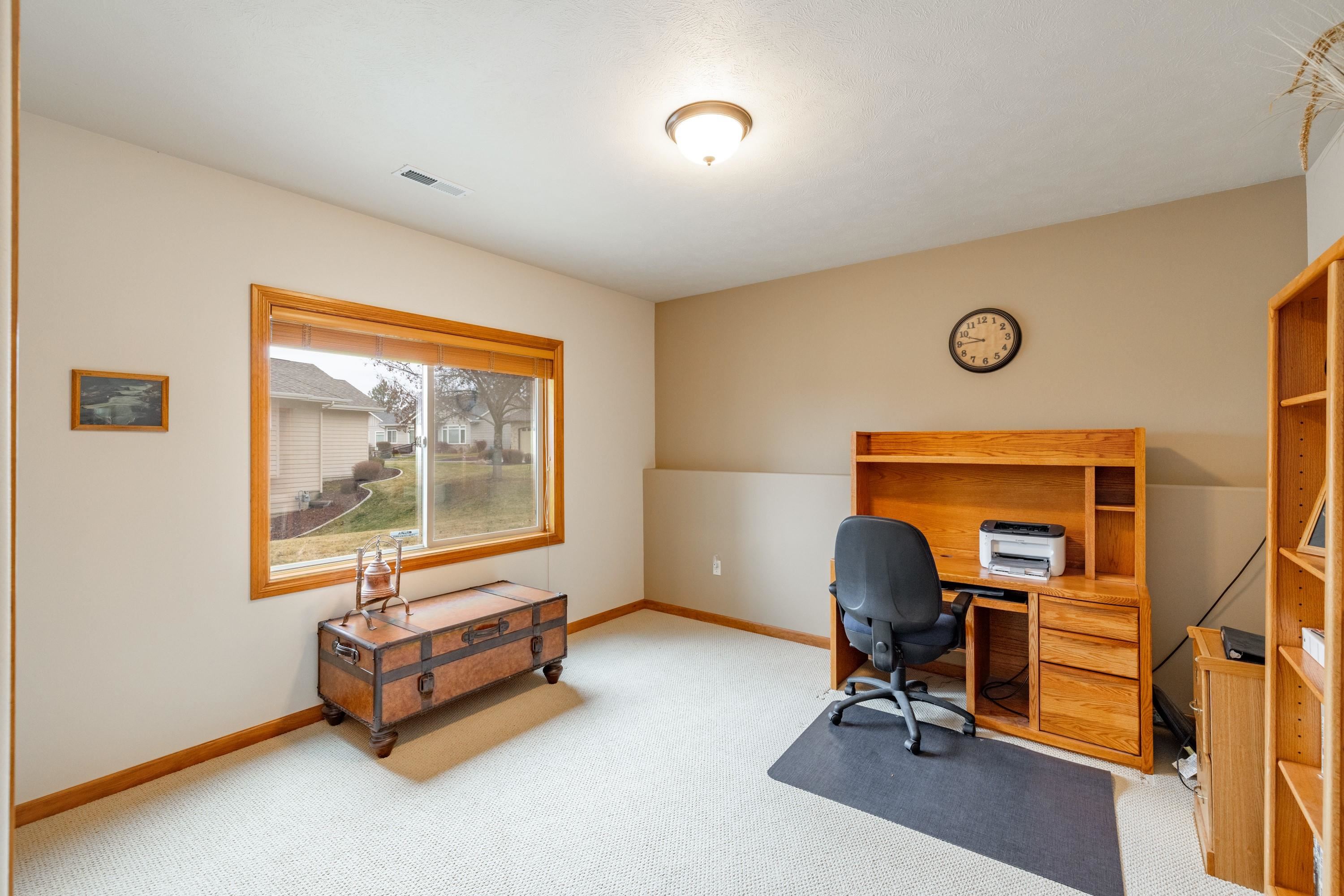 6233 West Shawnee Avenue Spokane, WA 99208 - Photo 32 of 48