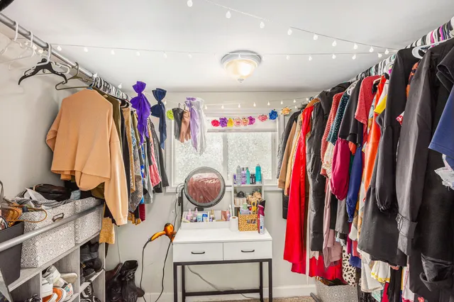 $139,900 | 406 South Webster Street, Jackson, MI 49203