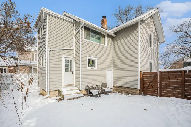 $139,900 | 406 South Webster Street, Jackson, MI 49203