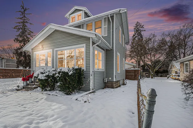 $139,900 | 406 South Webster Street, Jackson, MI 49203