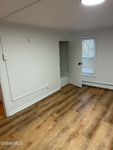 $1,895 | 5 Maple Street, East Greenbush, NY 12144