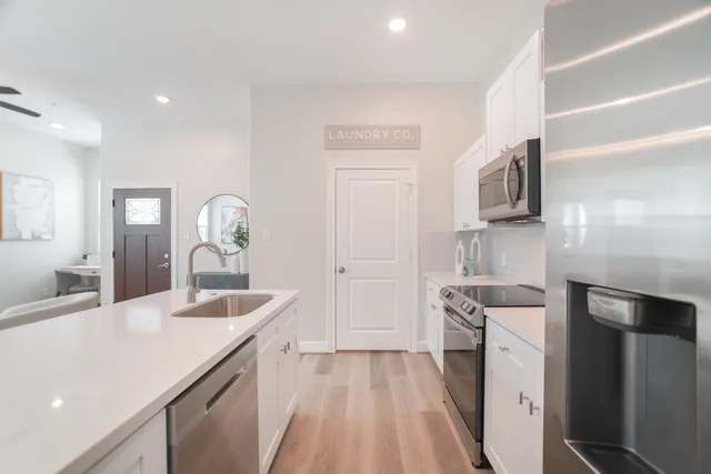 $2,450 | 504 Nursery Road, Unit 3206, The Woodlands, TX 77380