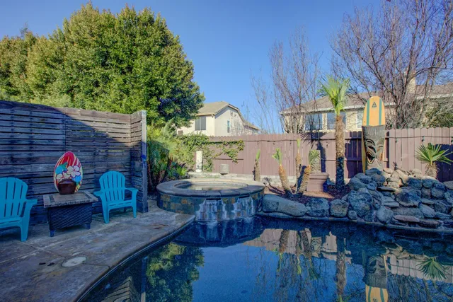 $879,950 | 621 Bouma Lane, Ripon, CA 95366