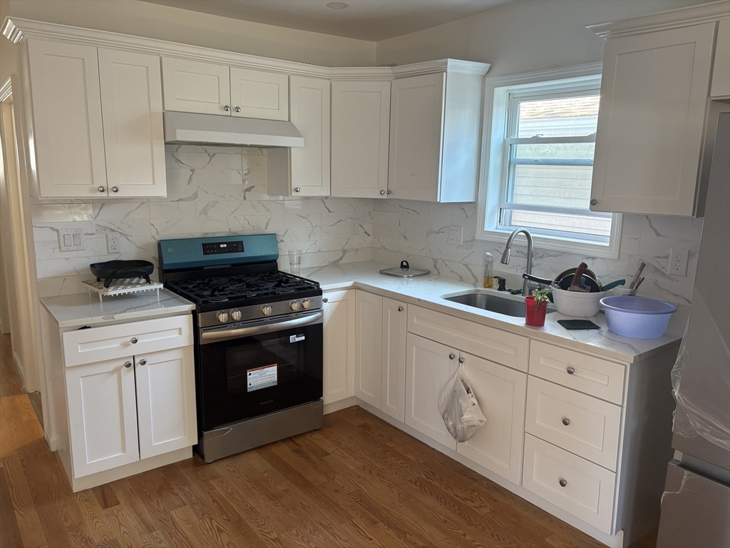 18 Rugby Road, Unit 1 Boston, MA 02126 - Photo 3 of 7