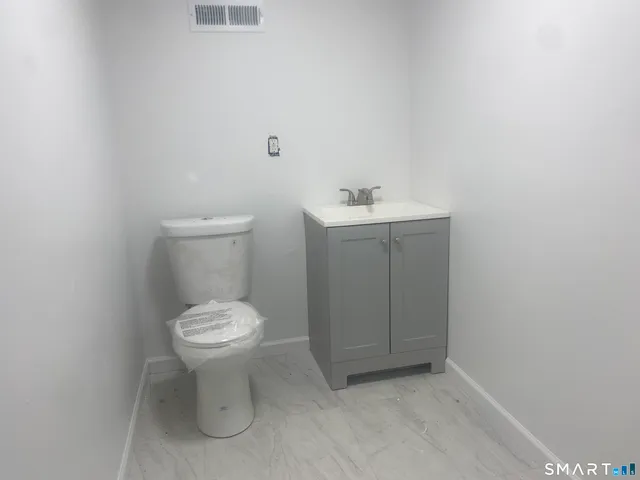 $325,000 | 182 Henry Street, Unit 182, New Haven, CT 06511