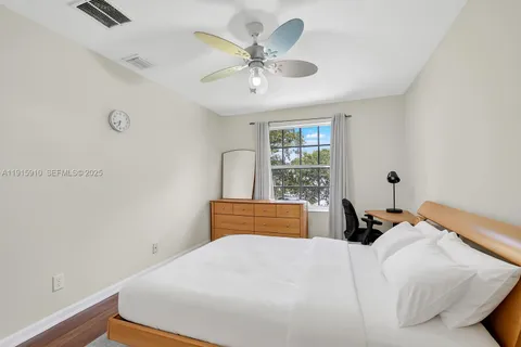 $559,000 | 1579 Briar Oak Drive, Royal Palm Beach, FL 33411