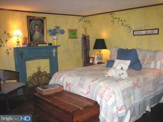 5 Wilburtha Road Ewing, NJ 08628 - Photo 4 of 6