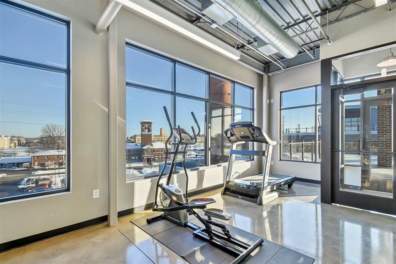 400 Donald Driver Way, Unit 4 Green Bay, WI 54303 - Photo 24 of 43