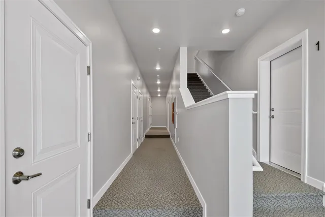 $431,900 | 400 Donald Driver Way, Unit 4, Green Bay, WI 54303