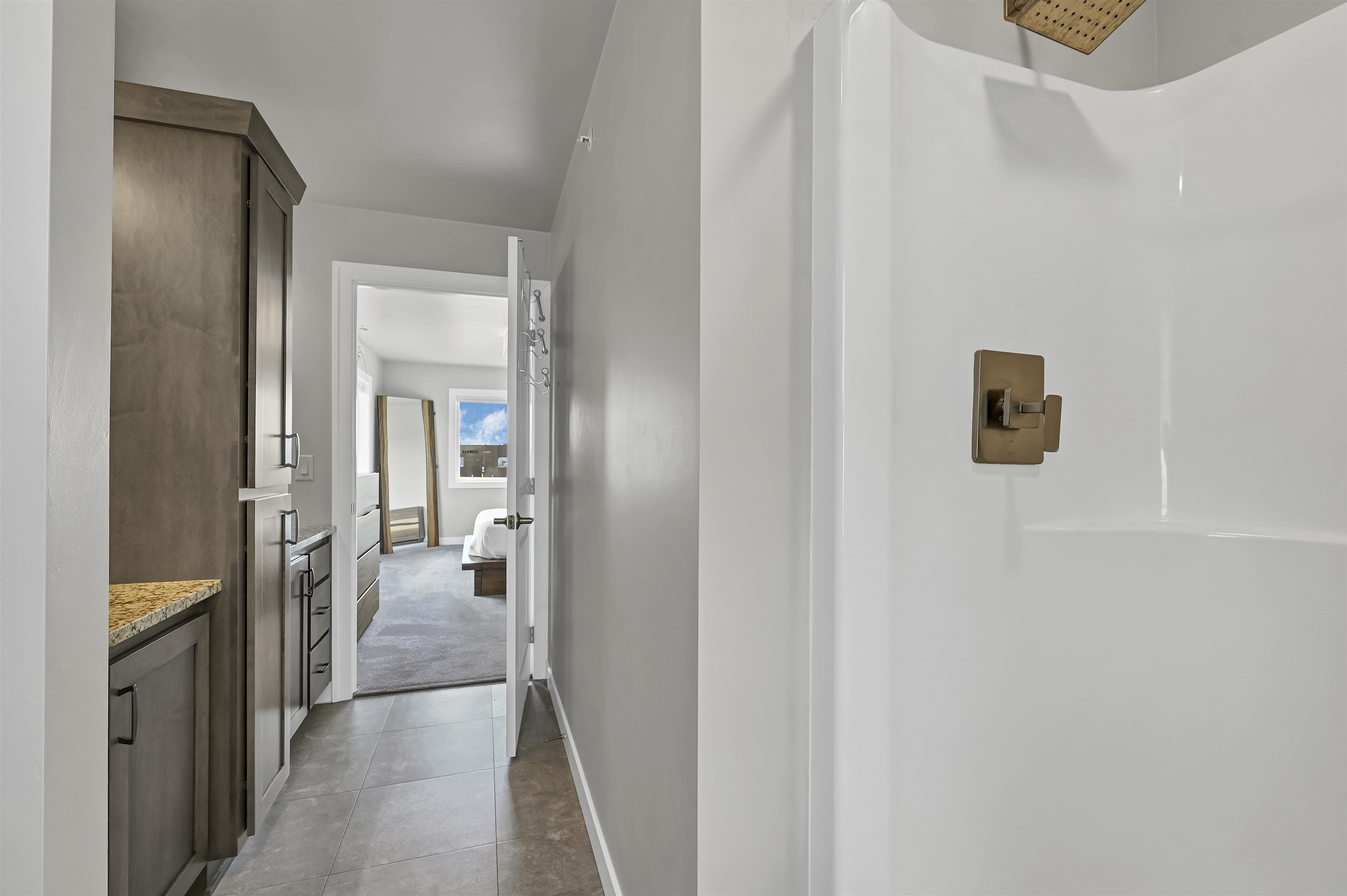 400 Donald Driver Way, Unit 4 Green Bay, WI 54303 - Photo 34 of 43