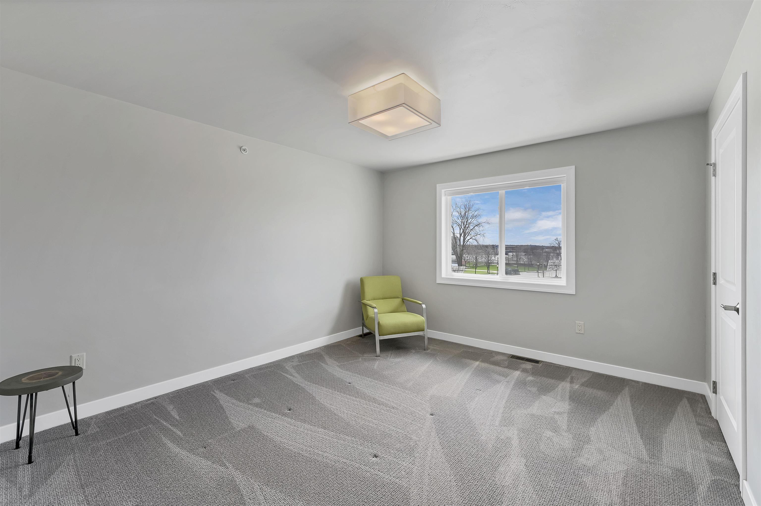 400 Donald Driver Way, Unit 4 Green Bay, WI 54303 - Photo 42 of 43