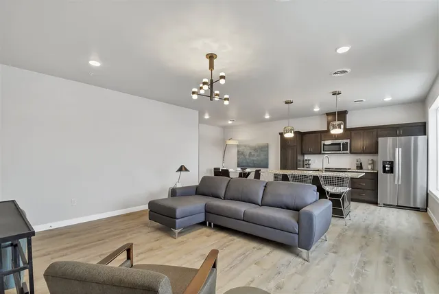 $431,900 | 400 Donald Driver Way, Unit 4, Green Bay, WI 54303