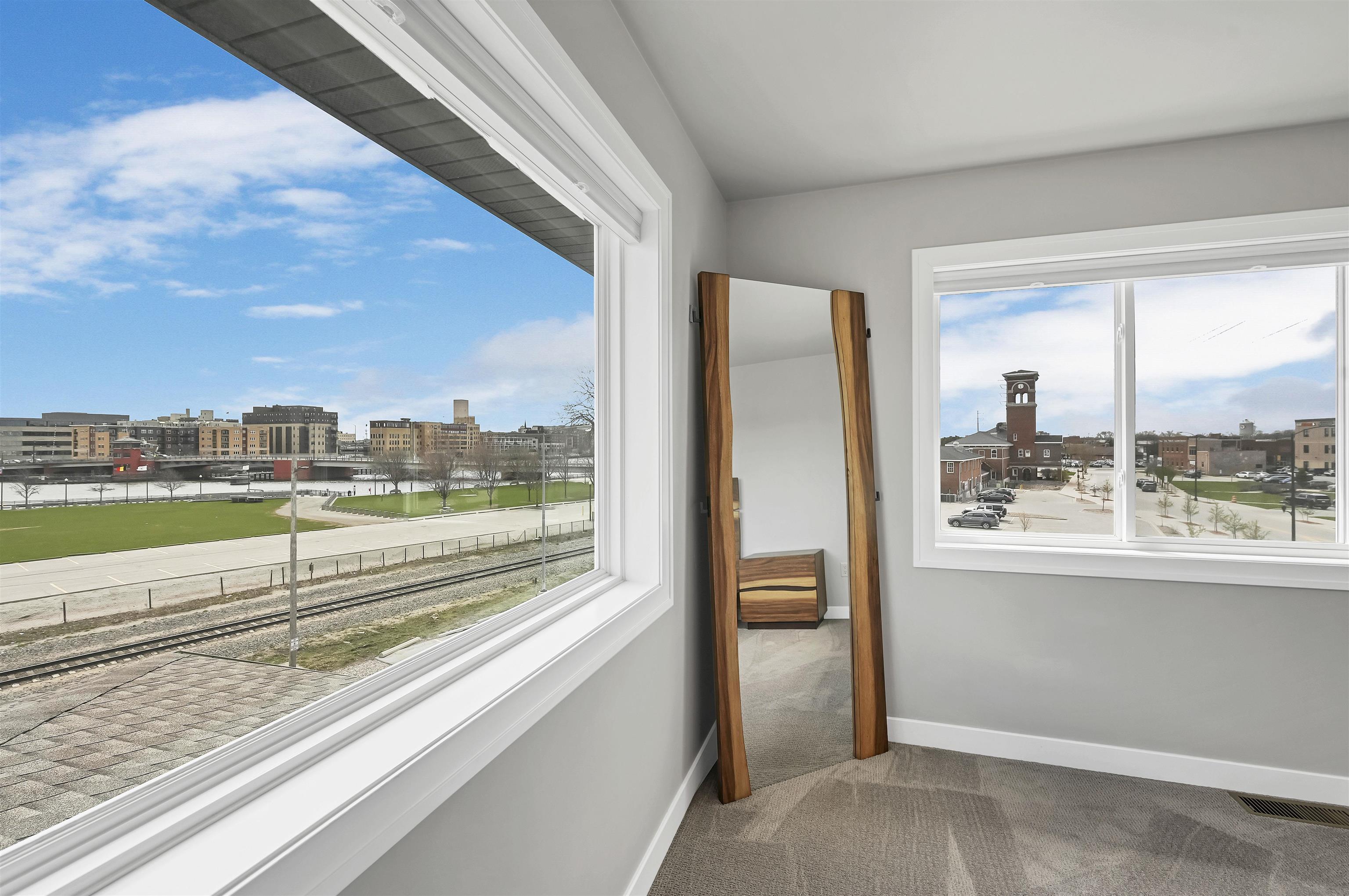 400 Donald Driver Way, Unit 4 Green Bay, WI 54303 - Photo 10 of 43