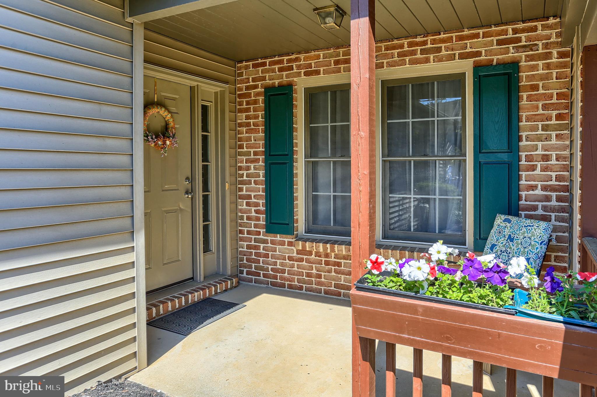 109 Oak Crossing Dallastown, PA 17313 - Photo 2 of 38