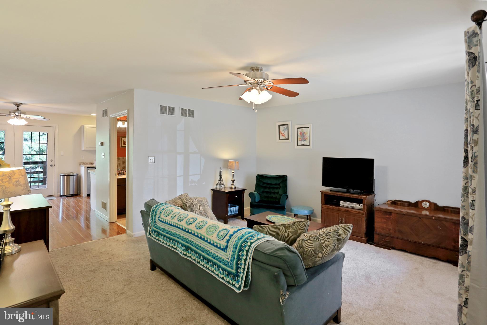 109 Oak Crossing Dallastown, PA 17313 - Photo 3 of 38