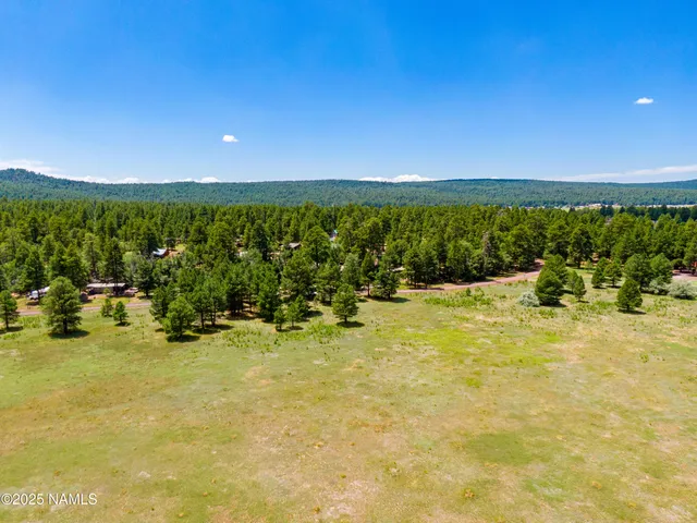 a view of an ocean and a building