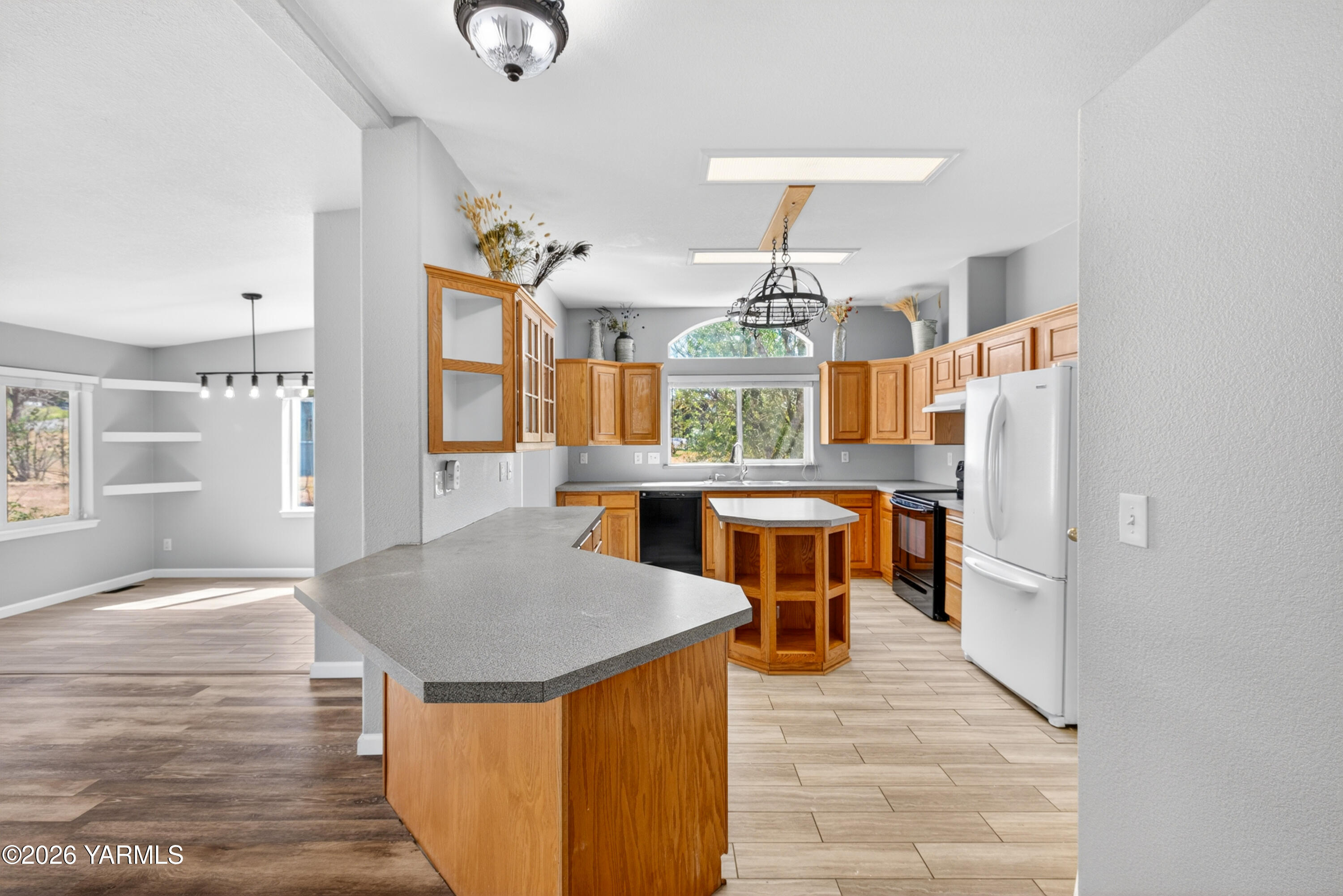 16802 1585th Street Southwest Prosser, WA 99350 - Photo 16 of 65 014_4T3A5933