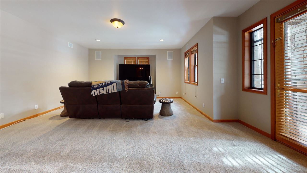 27 Wagon Road Mammoth Lakes, CA 93546 - Photo 17 of 28 Gallery Image 17