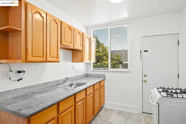 $1,200,000 | 2624 Sacramento Street, Berkeley, CA 94702