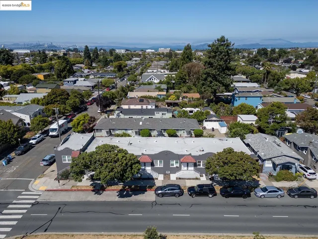 $1,200,000 | 2624 Sacramento Street, Berkeley, CA 94702