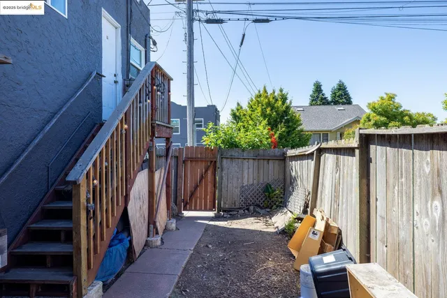 $1,200,000 | 2624 Sacramento Street, Berkeley, CA 94702
