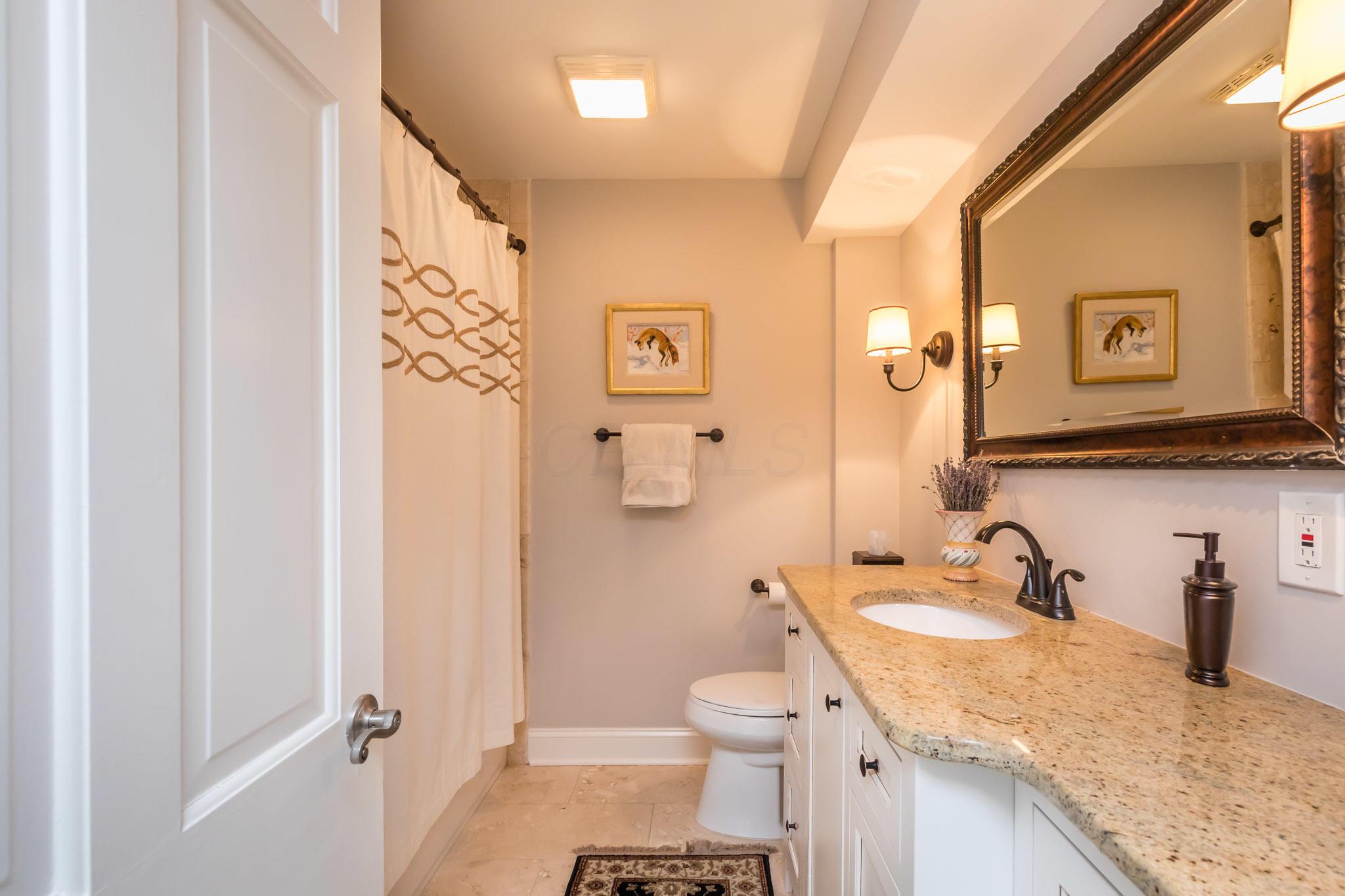 2338 Abington Road Columbus, OH 43221 - Photo 41 of 55