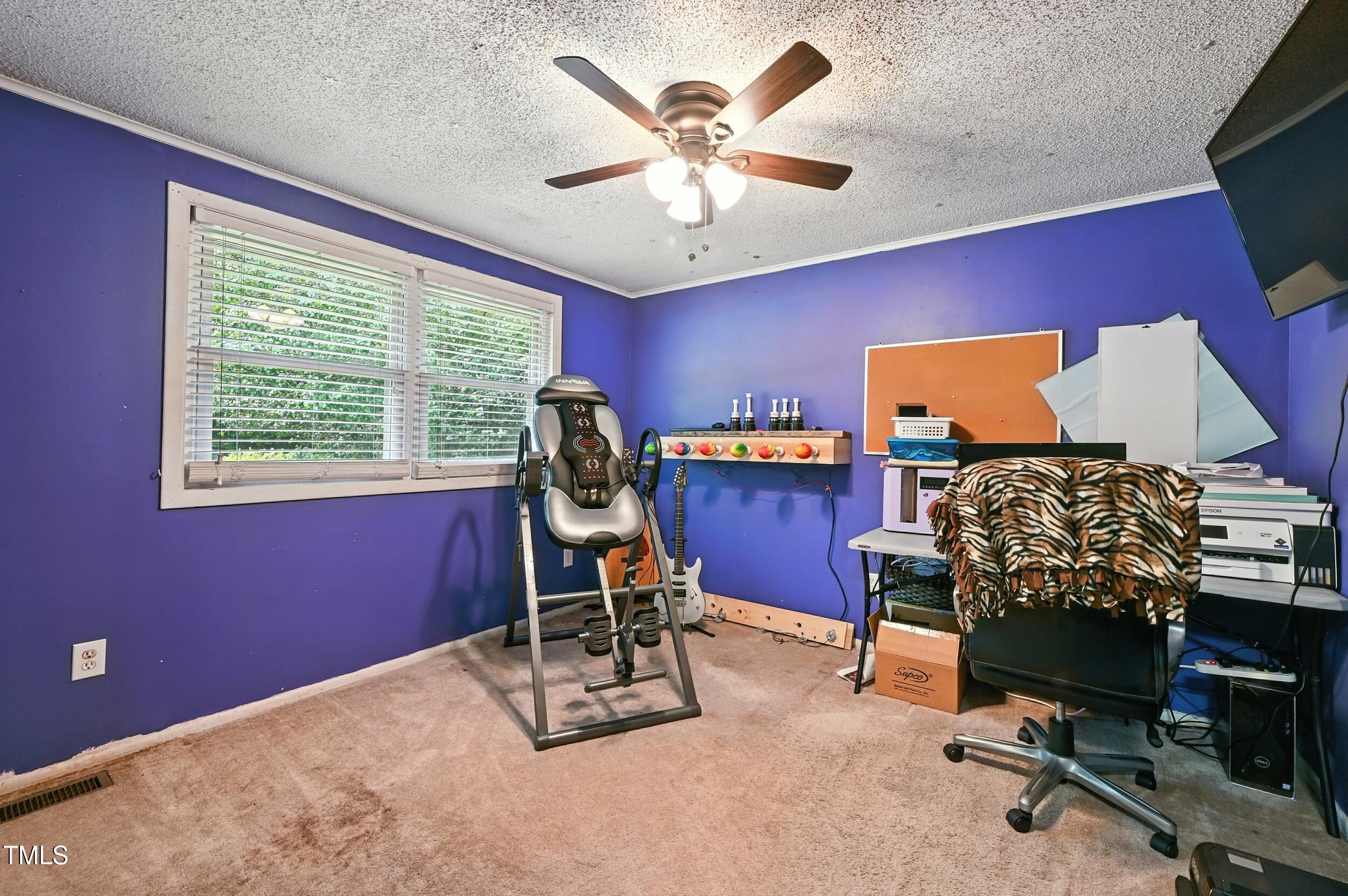 212 Hemlock Drive Durham, NC 27705 - Photo 14 of 24 14_rg1_9085