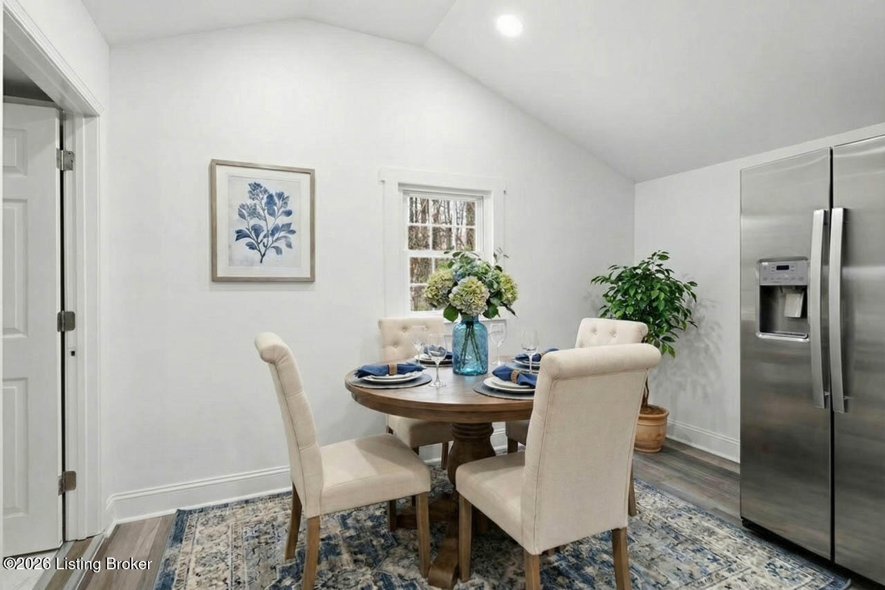 2587 West Blue Lick Road Shepherdsville, KY 40165 - Photo 17 of 46 2587 W Blue Lick Rd - 21 Virtual Staging