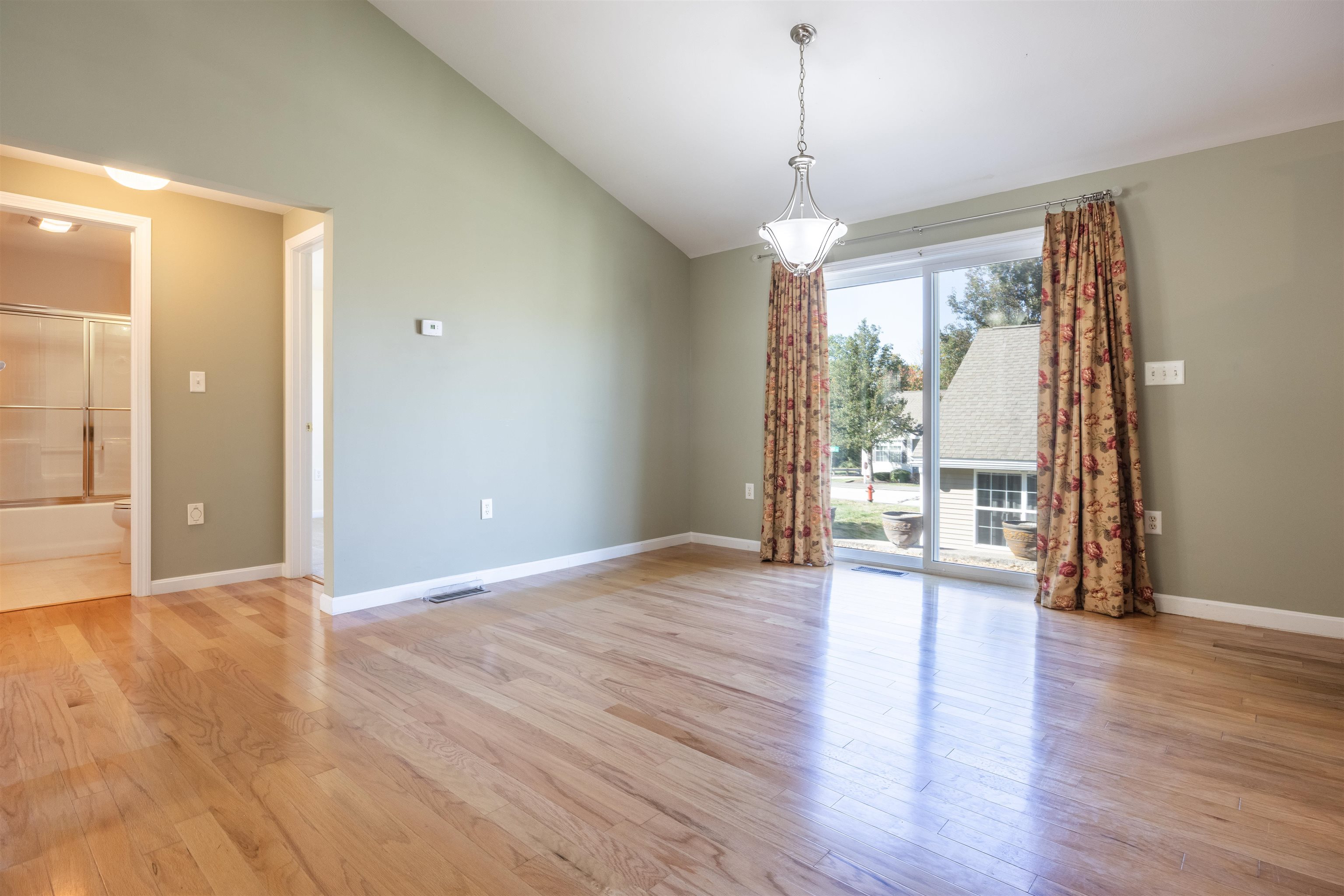 1 Beech Street Hooksett, NH 03106 - Photo 11 of 29