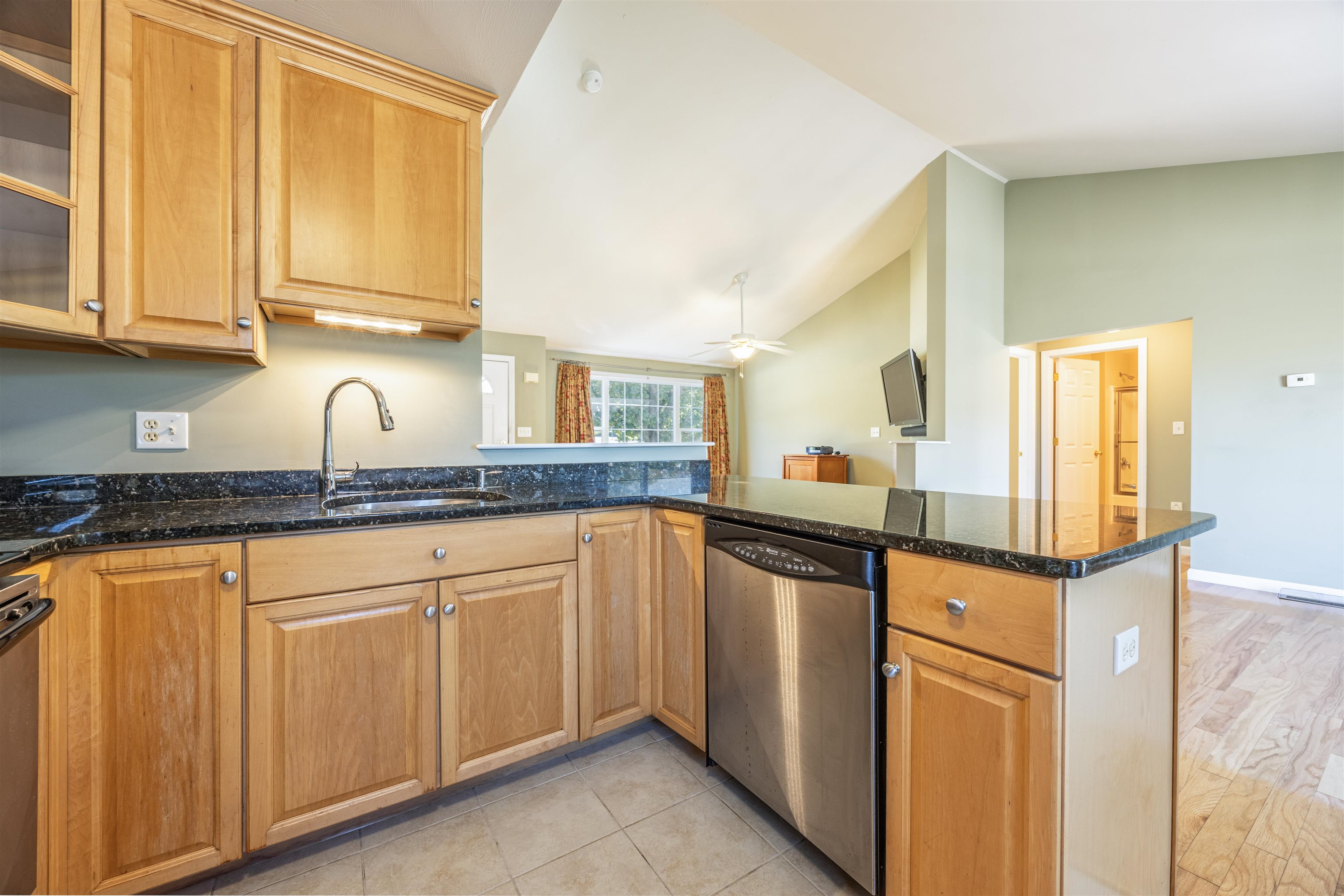 1 Beech Street Hooksett, NH 03106 - Photo 16 of 29