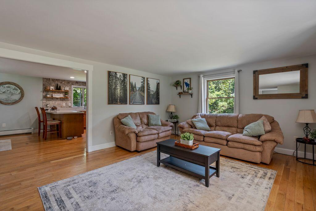 2 Oakledge Hills Road Raymond, ME 04071 - Photo 13 of 62 11_DSC09869