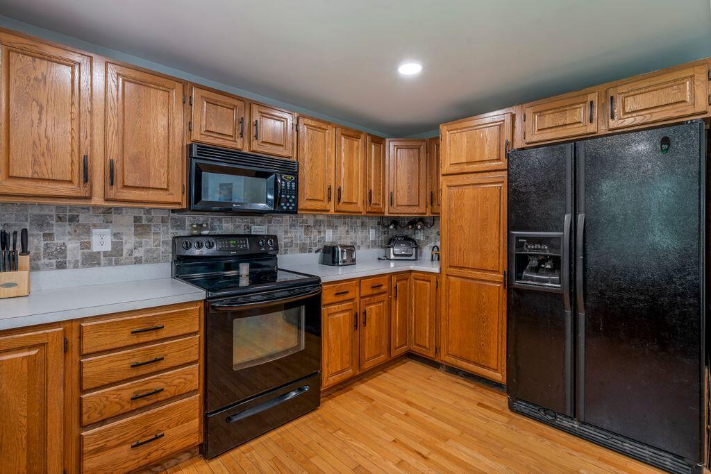 2 Oakledge Hills Road Raymond, ME 04071 - Photo 20 of 62 18_DSC09902